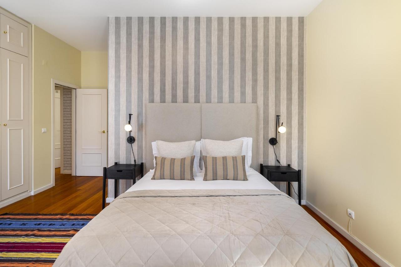 Whome Luxury Lisbon Penthouse: Designer Decor & Epic Views Luaran gambar